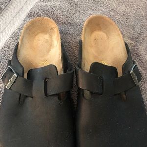 Birkenstock black leather clog